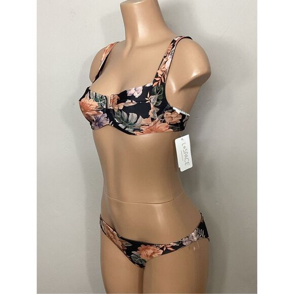 New. L*SPACE floral bikini. XS. Retails $198 - Picture 9 of 10